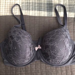 Victoria’s Secret 38D Lace Gray